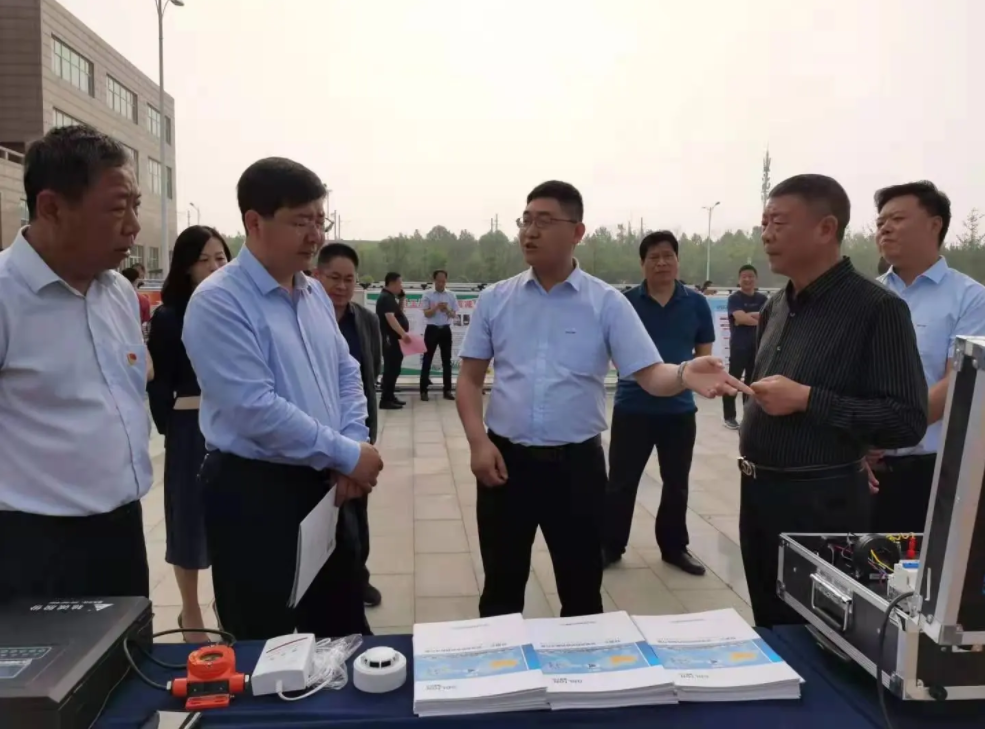 LOL(S12)全球总决赛外围科技受邀参加长葛市应急管理局举办的防灾减灾宣传活动
